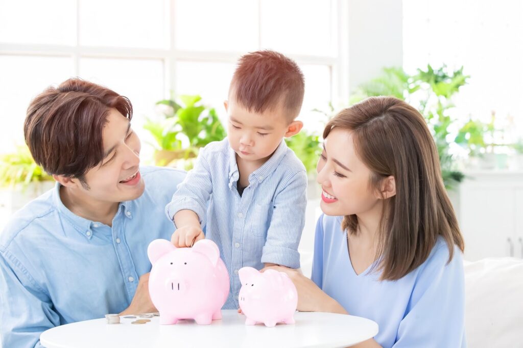 4 Financial Lessons to Teach Your Children